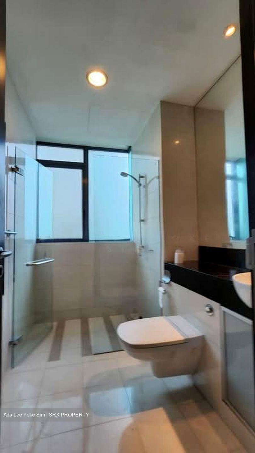 Holland Road (D10), Condominium #583849761